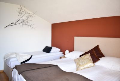 Chambre double avec lit supplémentaire